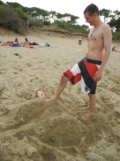Enterré dans le sable